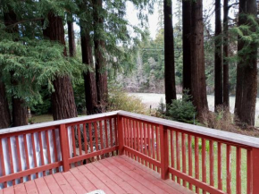 Redwood River Retreat